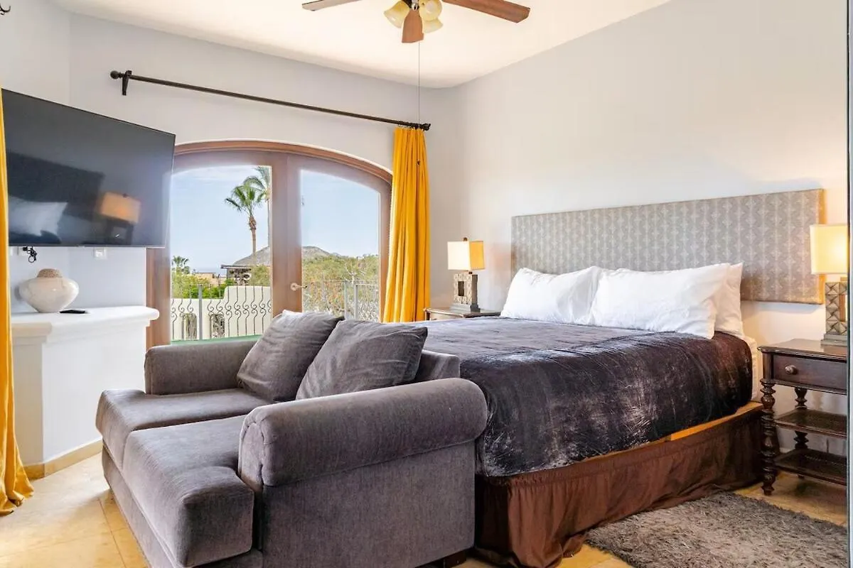 Villa Casa Reyes, 6B Walk 2 Bch-Heated-Pool & Amazing Views à Cabo San Lucas