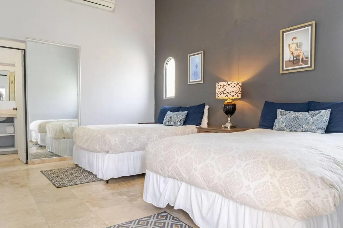 Villa Casa Reyes, 6B Walk 2 Bch-Heated-Pool & Amazing Views à Cabo San Lucas